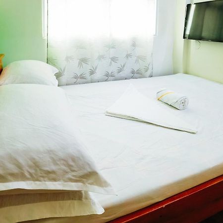 Reddoorz At D128 Lodge Cagayan Valley Tuguegarao City Exterior foto